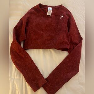 Gym shark crop top. Burgundy red. Size medium